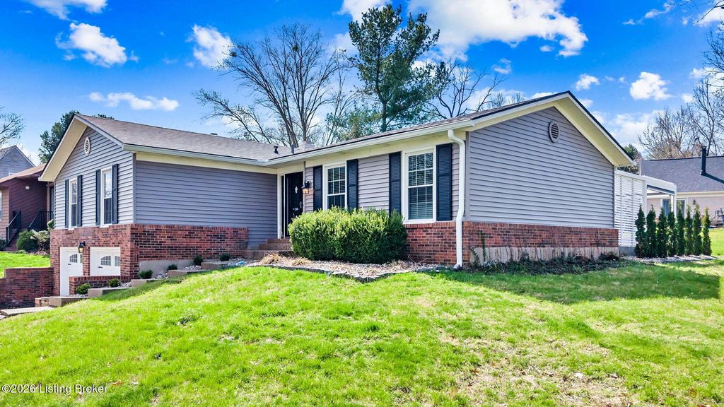 Photo of 1206 Burnt Hill Rd, Goshen, KY 40026 (MLS # 1712565)