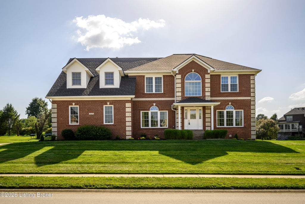 Photo of 3058 Wolf Lake Blvd, New Albany, IN 47150 (MLS # 1722195)