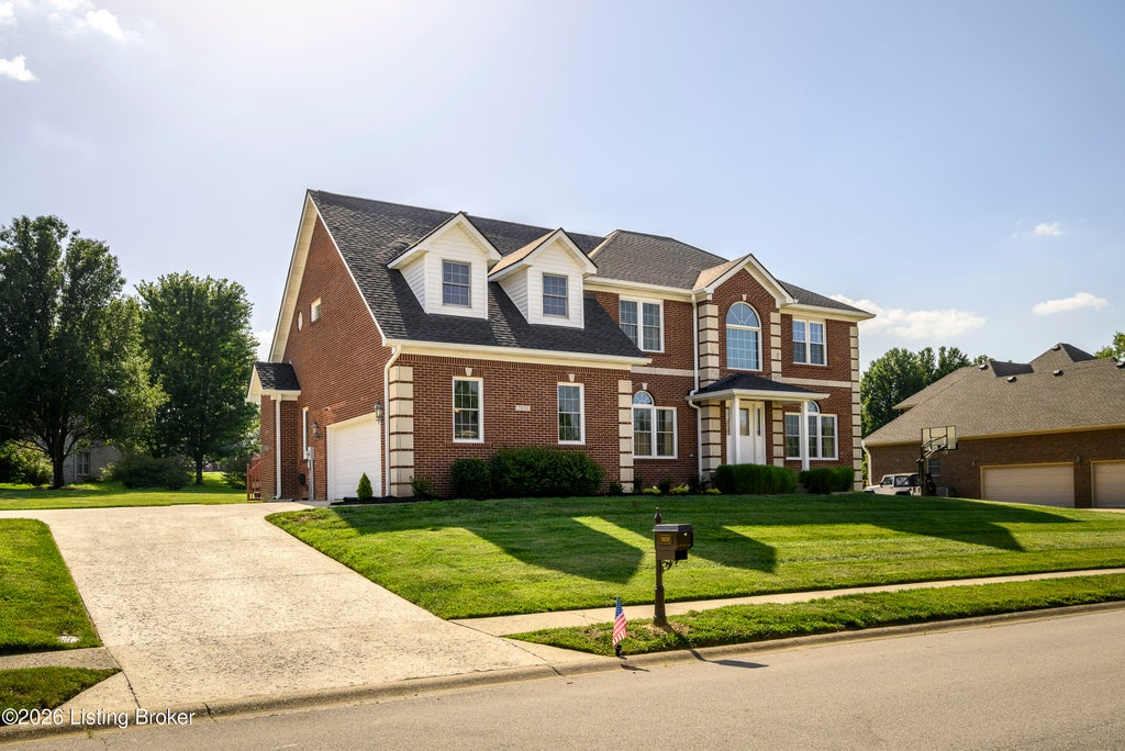 Photo of 3058 Wolf Lake Blvd, New Albany, IN 47150 (MLS # 1722195)