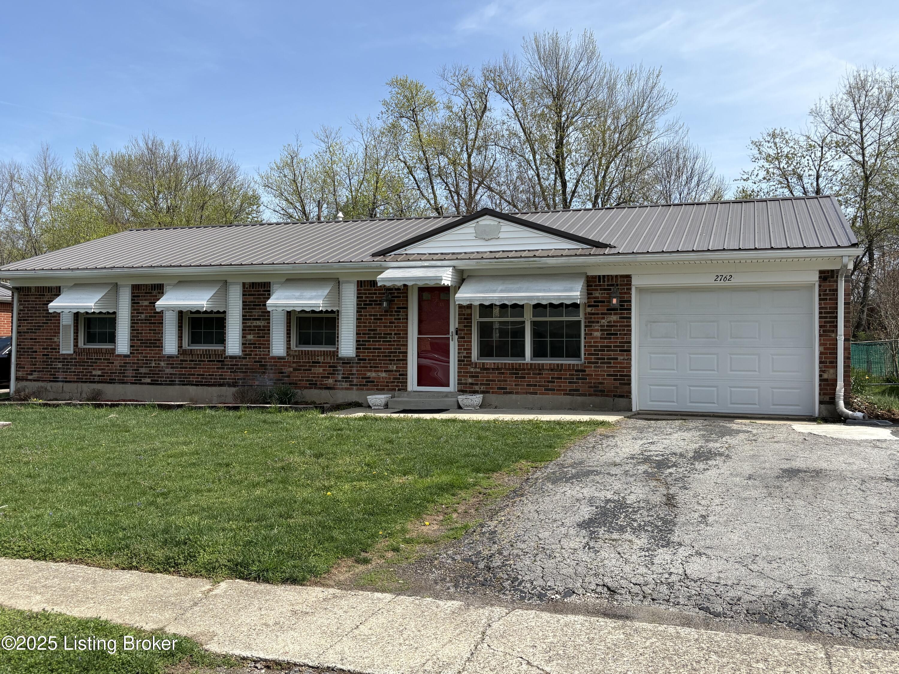2762 Lavon Ct, Radcliff, Kentucky image 3