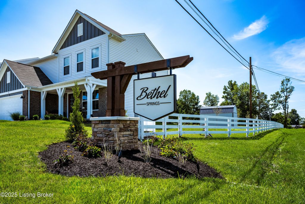 Photo of 222 Bethel Springs Dr, Mt Washington, KY 40047 (MLS # 1713608)