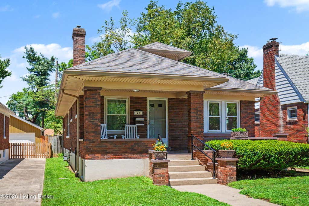 Photo of 1221 Union Ave, Louisville, KY 40213 (MLS # 1724293)