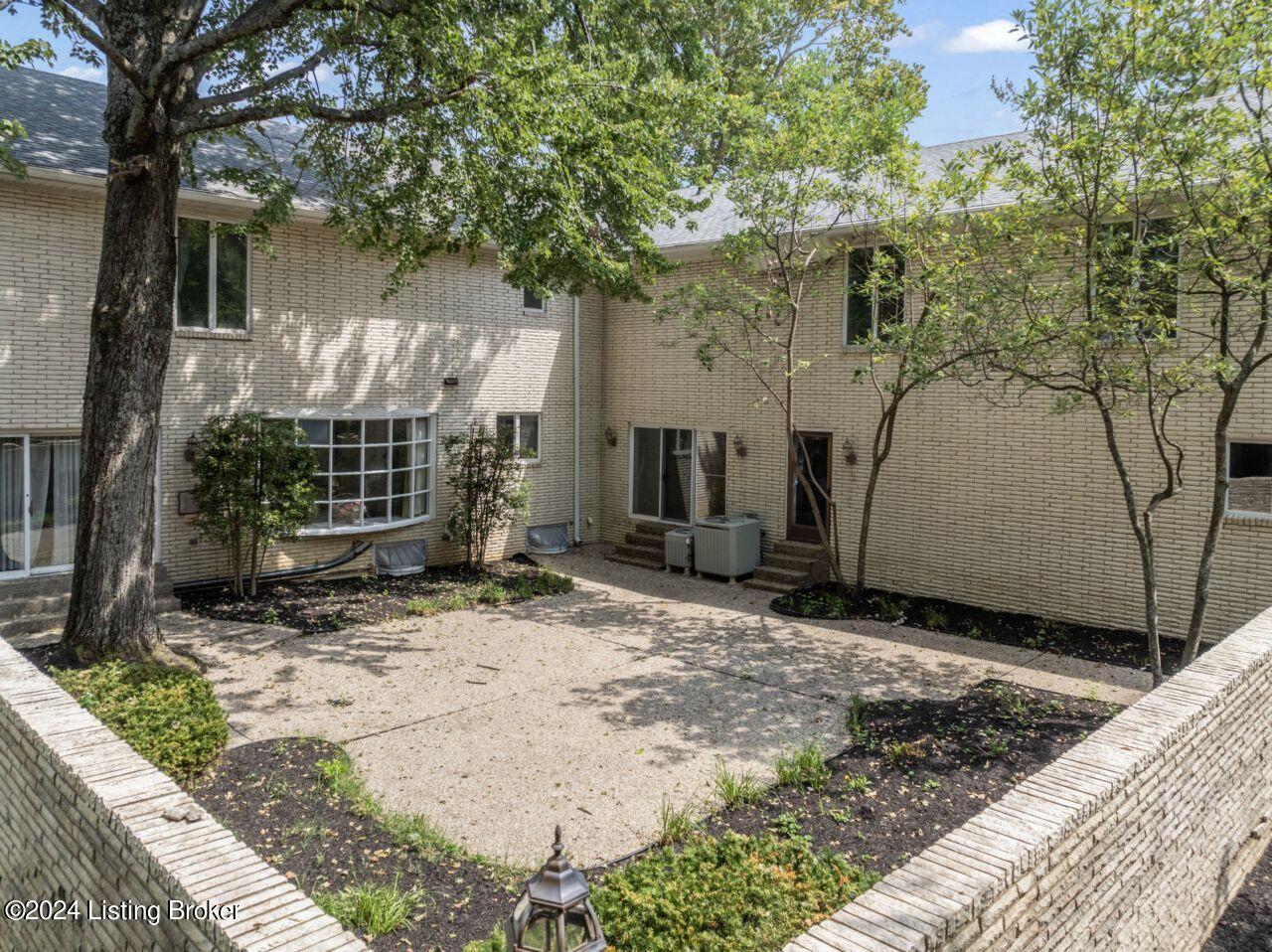 8904 Ayrshire Ave, Louisville, Kentucky image 11