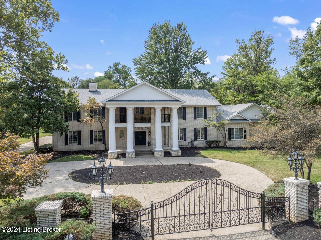 8904 Ayrshire Ave, Louisville, Kentucky image 1