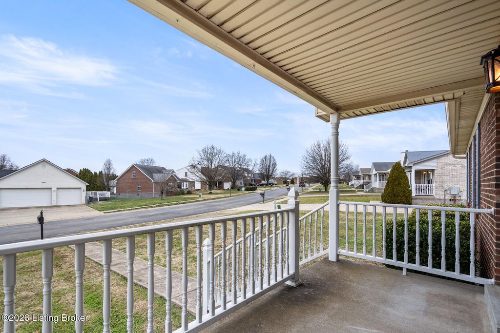 Photo of 11331 United Blvd, Louisville, KY 40229 (MLS # 1706579)