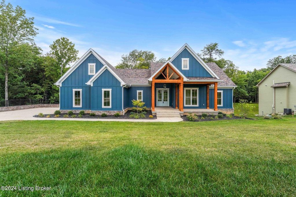 Photo of 4902 Sycamore Ridge Ln, La Grange, KY 40031 (MLS # 1690506)