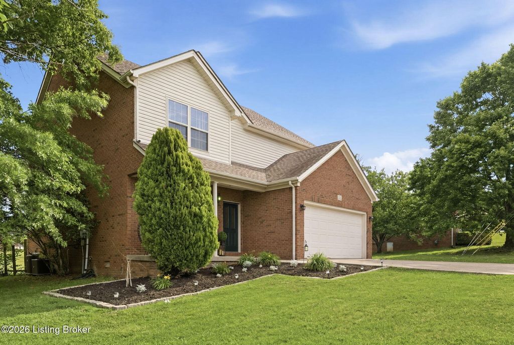 Photo of 253 Percheron Dr, Richmond, KY 40475 (MLS # 1717446)