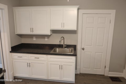 Tiny photo for 544 W Whitney Ave, Louisville, KY 40215 (MLS # 1729808)