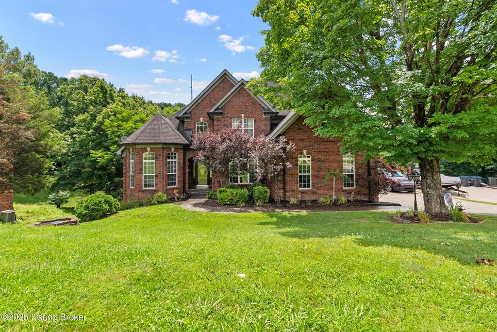 Photo of 7908 Princess Wood Ct, Louisville, KY 40214 (MLS # 1723606)