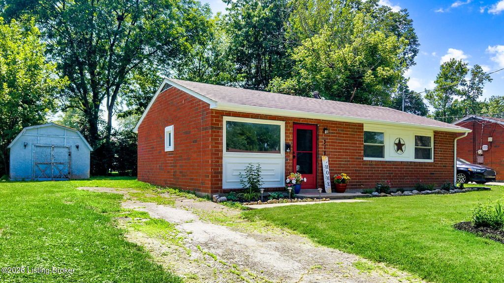 Photo of 318 Kilmory Ave, Louisville, KY 40214 (MLS # 1722231)