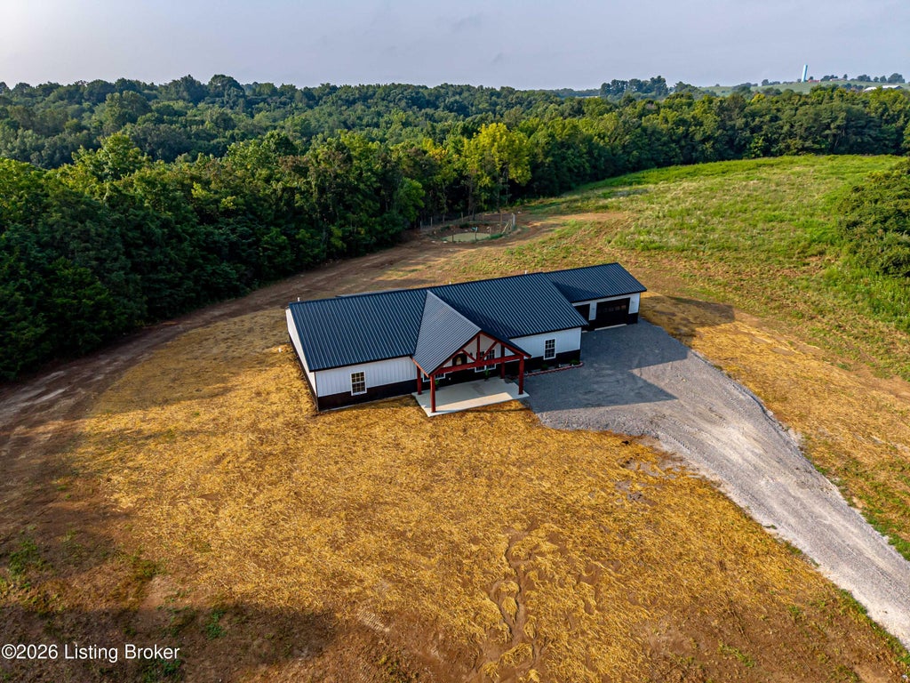 Photo of 2131 Hickory Corner Rd, Pleasureville, KY 40057 (MLS # 1724778)