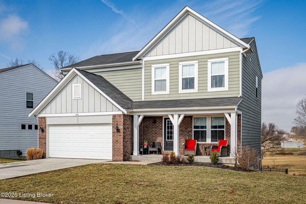 Photo of 475 Williamsburg Dr, Mt Washington, KY 40047 (MLS # 1709378)