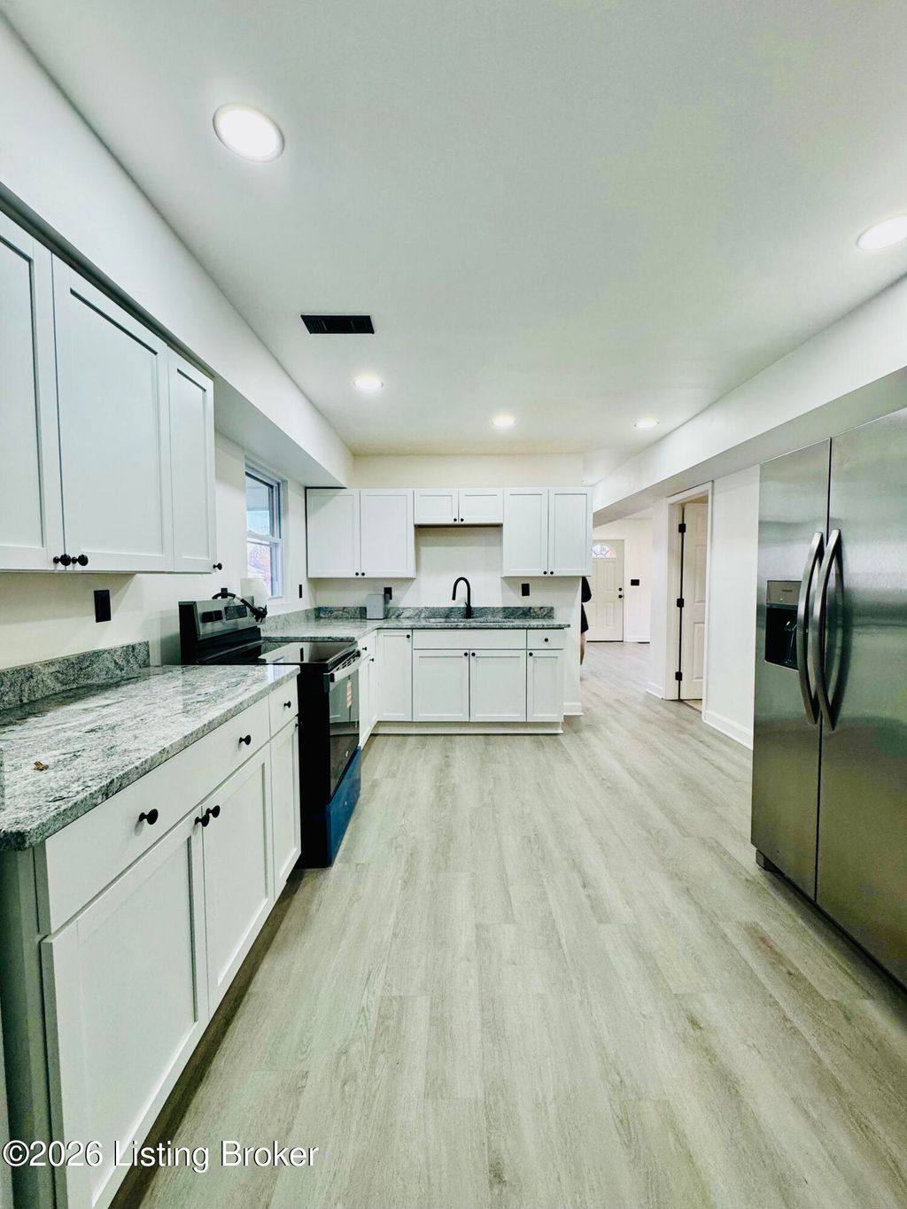 Photo of 3712 W Kentucky St, Louisville, KY 40211 (MLS # 1706709)