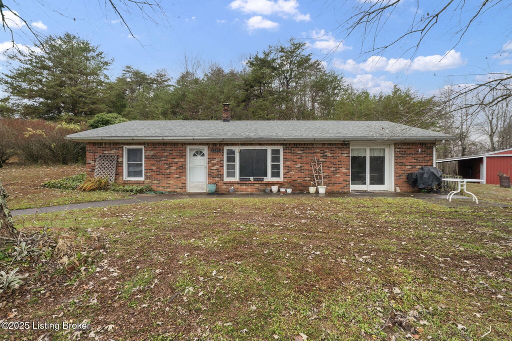 Photo of 1549 Iberia Rd, Clarkson, KY 42726 (MLS # 1704258)