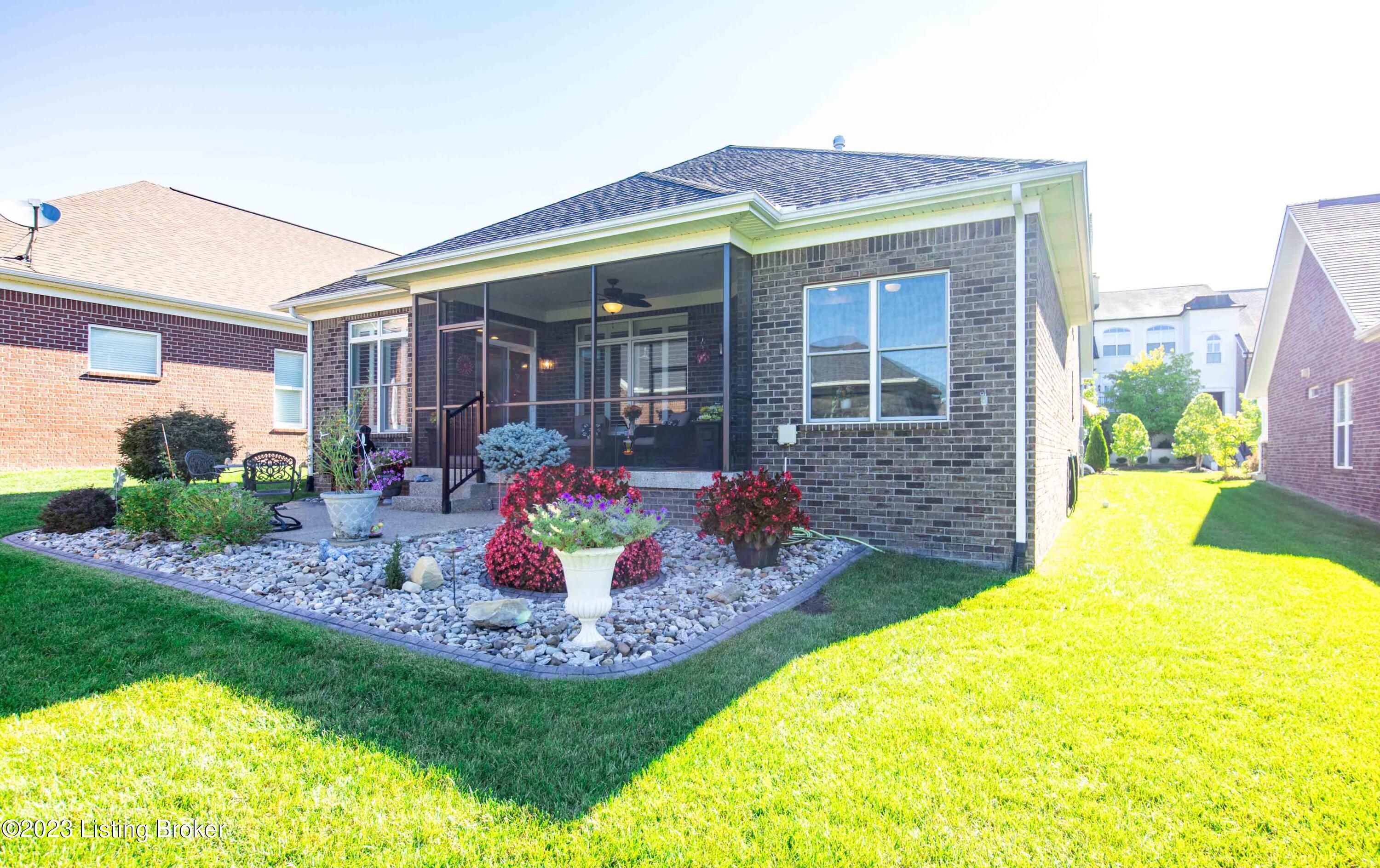 1102 Tulip Hill Way, Louisville, Pennsylvania image 32