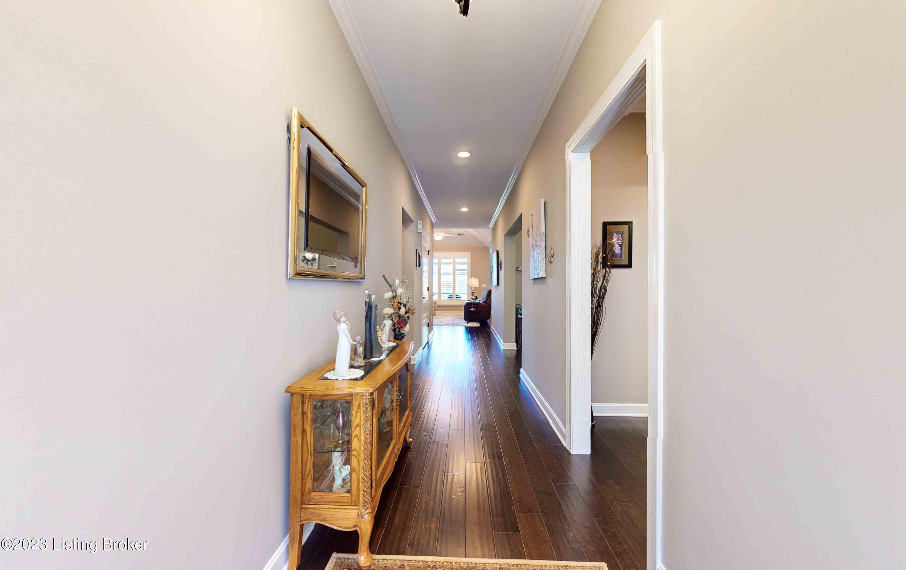1102 Tulip Hill Way, Louisville, Pennsylvania image 4