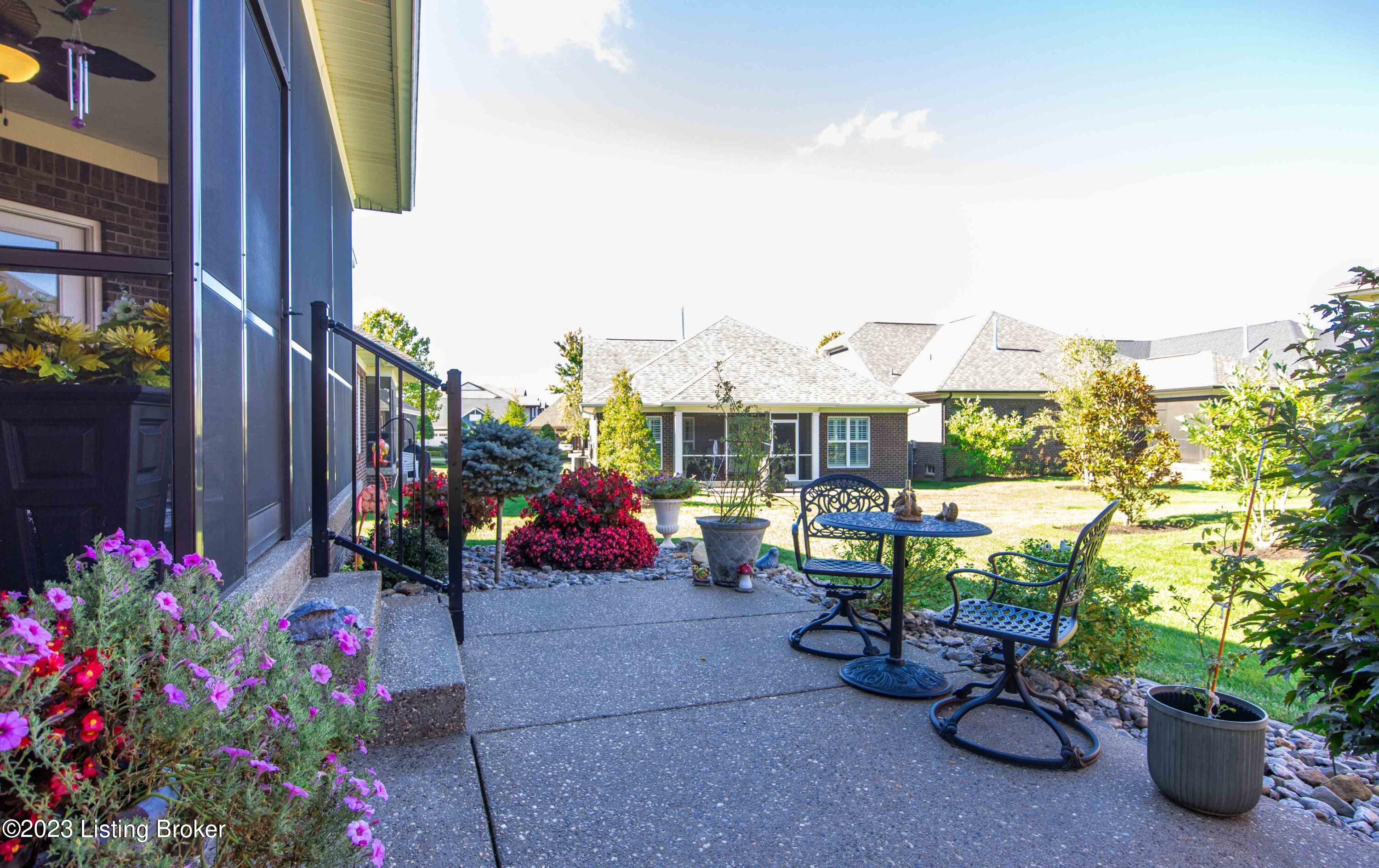 1102 Tulip Hill Way, Louisville, Pennsylvania image 34