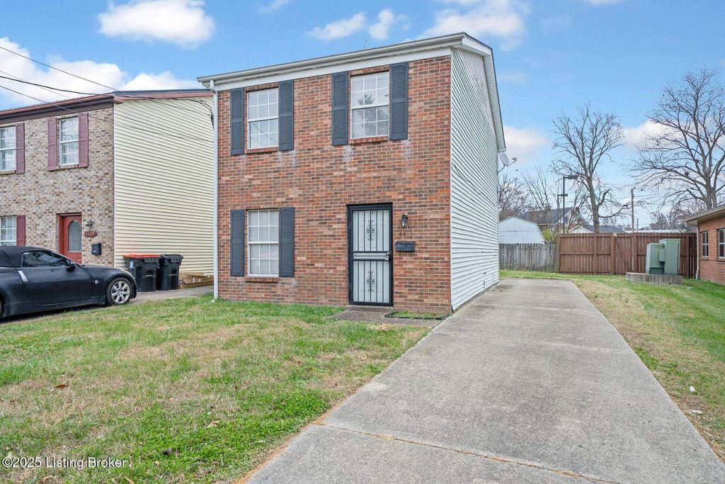 Photo of 4411 La Salle Ave, Louisville, KY 40215 (MLS # 1704498)