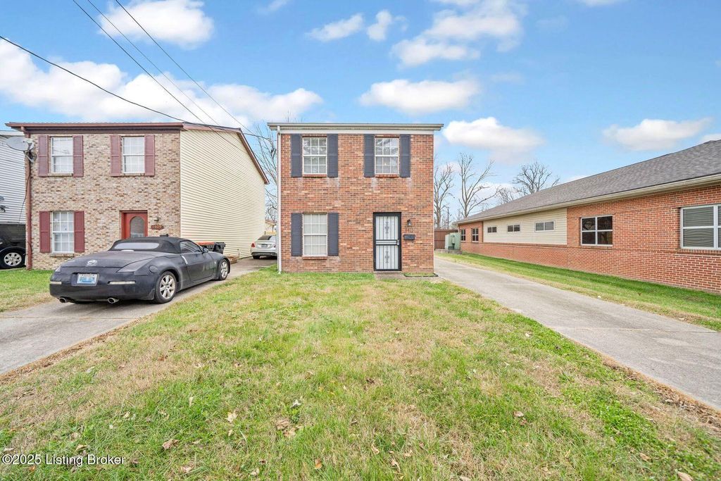 Photo of 4411 La Salle Ave, Louisville, KY 40215 (MLS # 1704498)