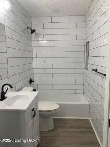 Photo of 2140 Columbia St, Louisville, KY 40212 (MLS # 1728567)