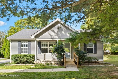 Photo of 6203 Hillcrest Ct, Crestwood, KY 40014 (MLS # 1700897)
