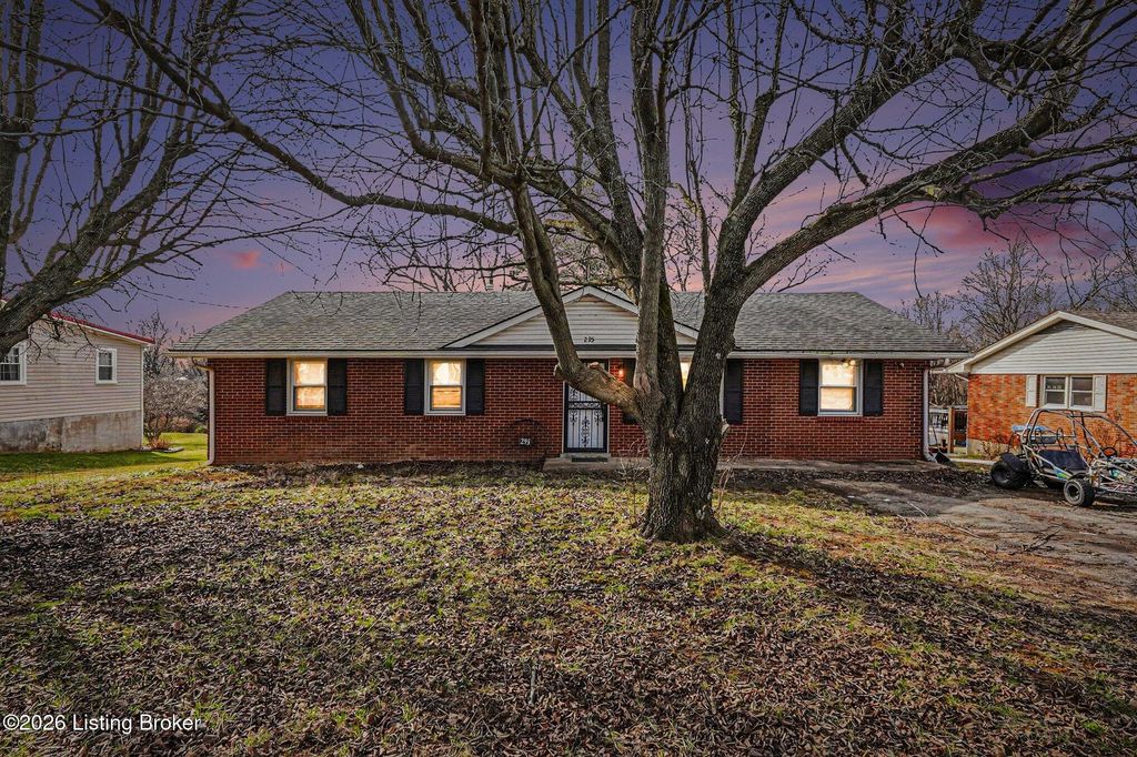 Photo of 295 Henry St, Eminence, KY 40019 (MLS # 1708852)