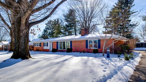 Photo of 2706 Lime Kiln Ln, Louisville, KY 40222 (MLS # 1708652)