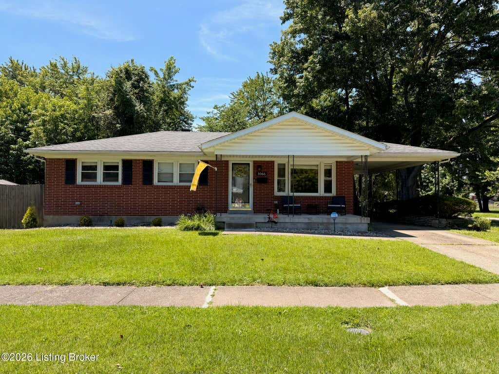 Photo of 1066 Runell Rd, Louisville, KY 40214 (MLS # 1721327)