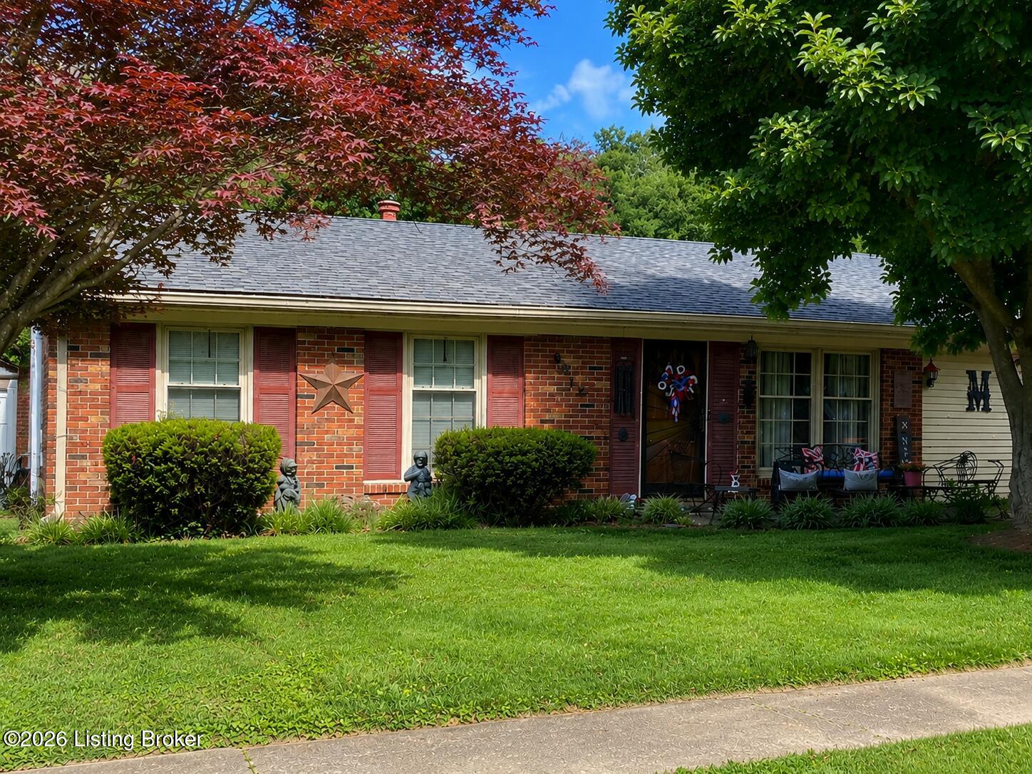 Photo 1 of 45 — 9512 Shoshone Way, Louisville, KY 40258