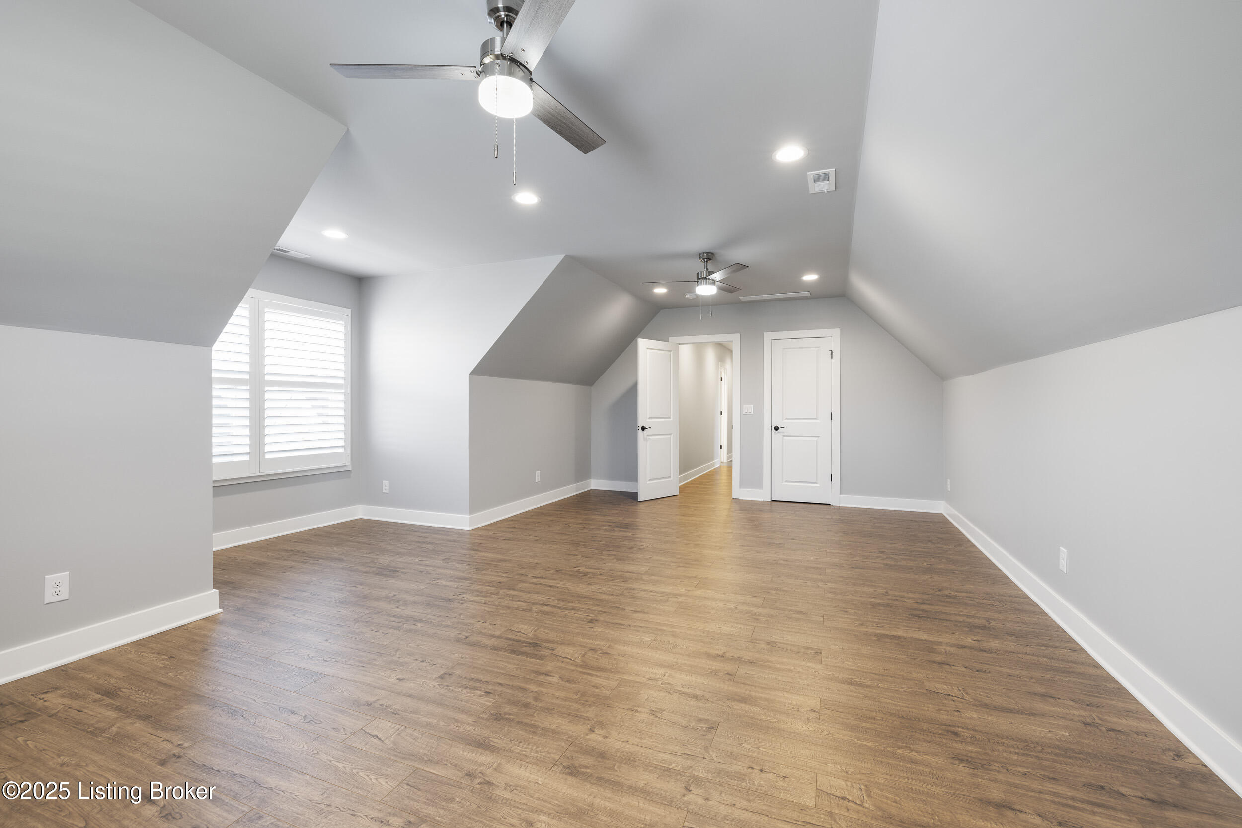 10406 Martinside Dr, Louisville, Pennsylvania image 37