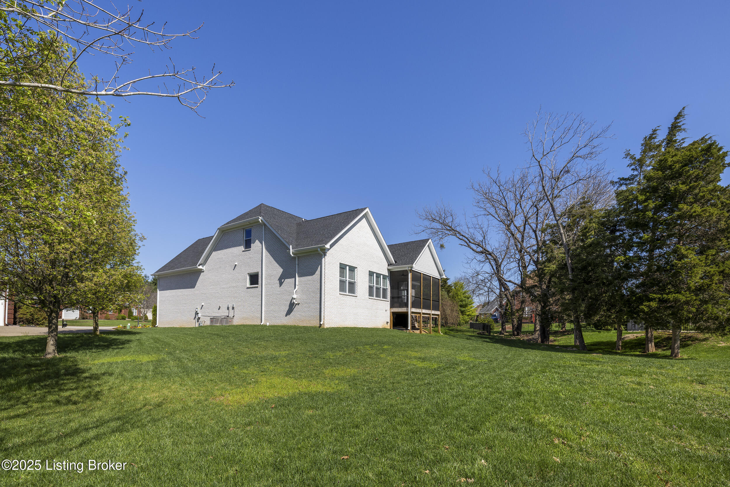 10406 Martinside Dr, Louisville, Pennsylvania image 43