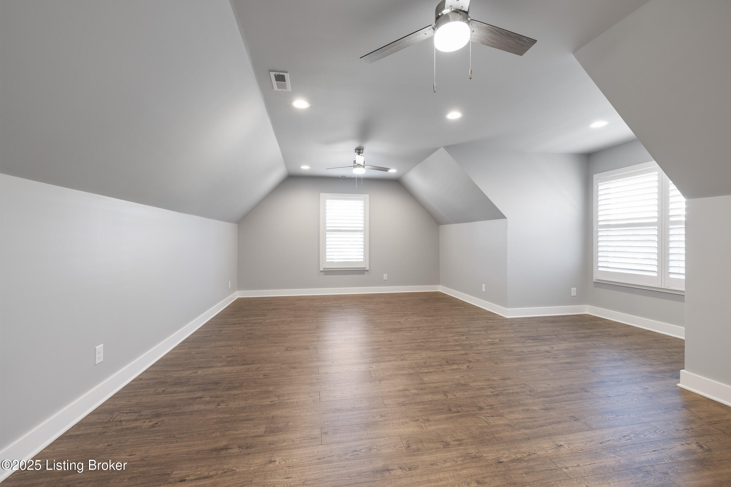 10406 Martinside Dr, Louisville, Pennsylvania image 36