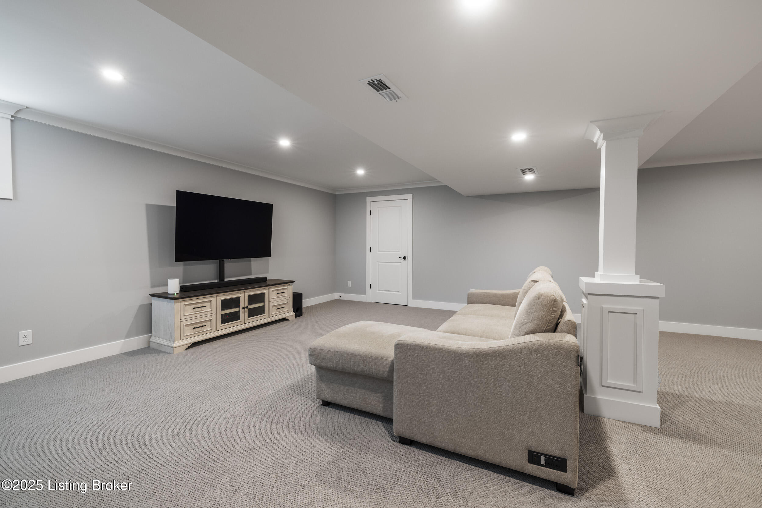10406 Martinside Dr, Louisville, Pennsylvania image 39