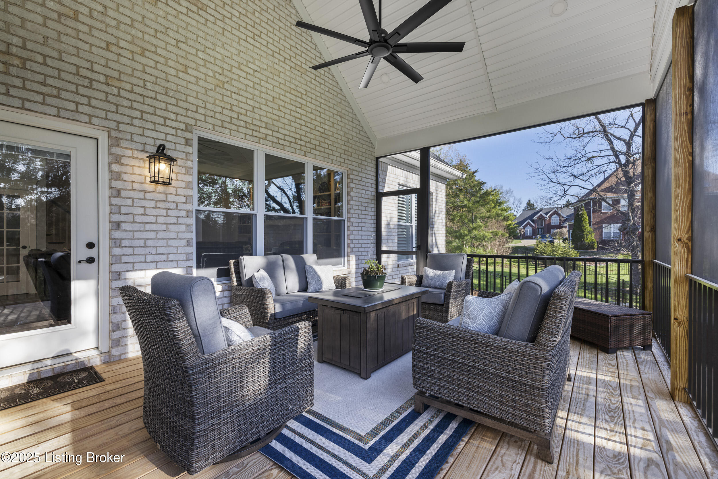10406 Martinside Dr, Louisville, Pennsylvania image 42