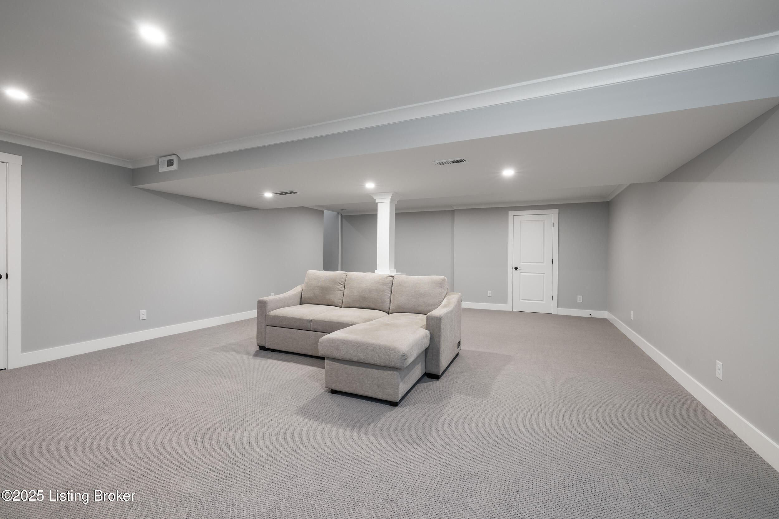 10406 Martinside Dr, Louisville, Pennsylvania image 40