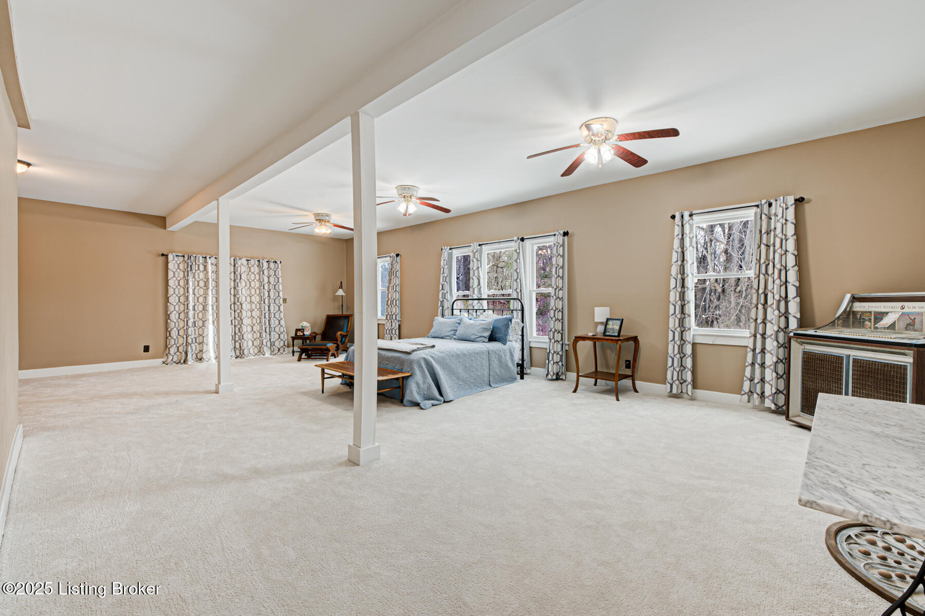 6308 Fegenbush Ln, Louisville, Kentucky image 10
