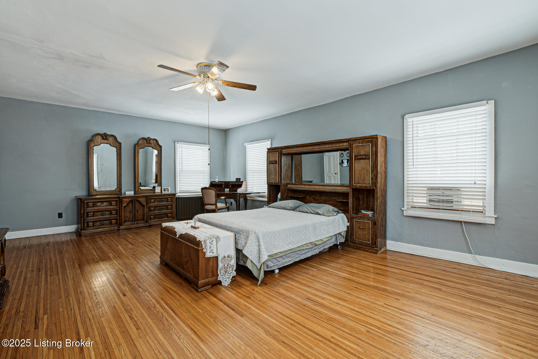 6308 Fegenbush Ln, Louisville, Kentucky image 21