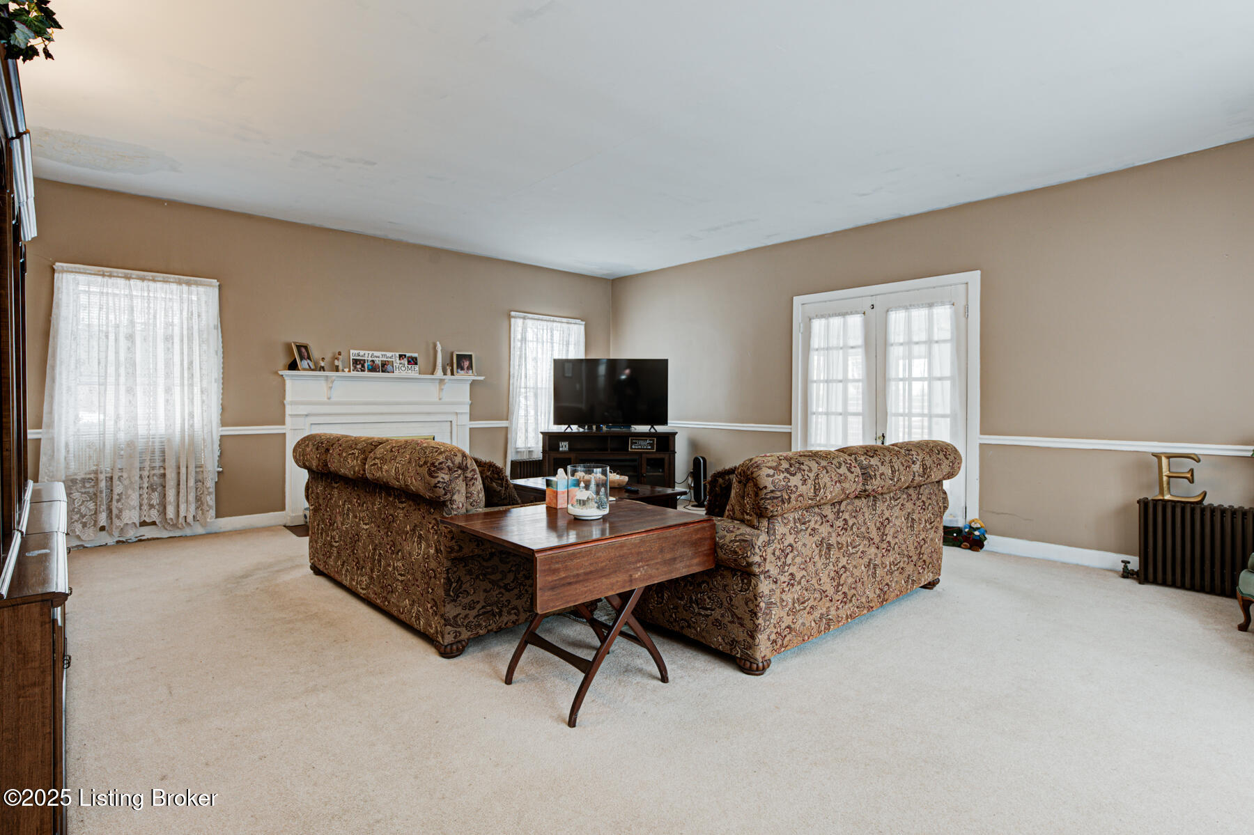 6308 Fegenbush Ln, Louisville, Kentucky image 7