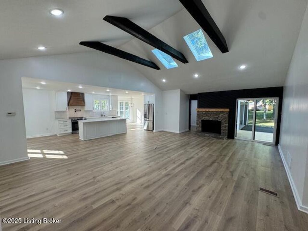 Photo of 805 Sandness Ct, Louisville, KY 40243 (MLS # 1701224)