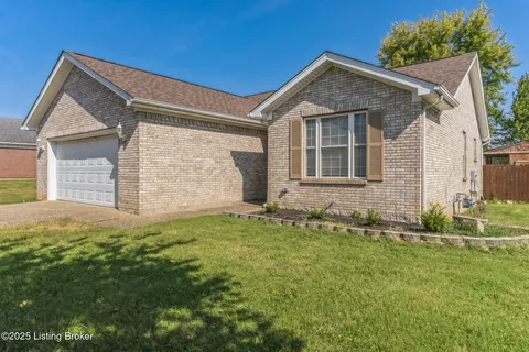 674 Helm Ln, Mt Washington, KY 40047 - #: 1698948