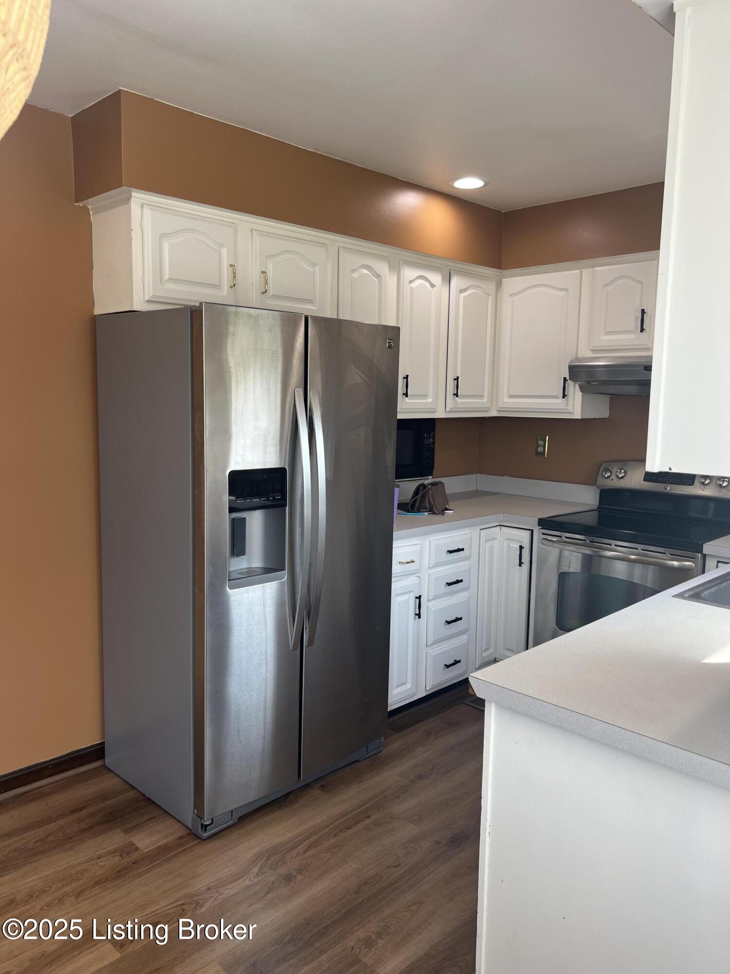 3406 Hunsinger Ln, Louisville, Pennsylvania image 10