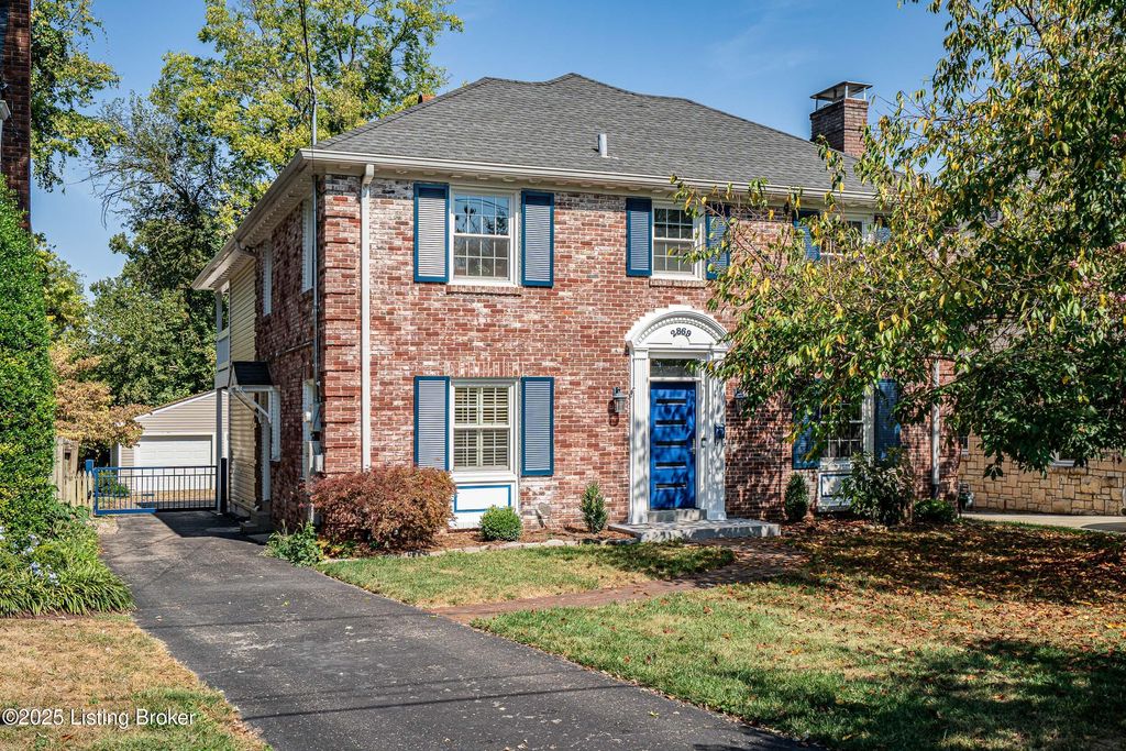 Photo of 2869 Regan Ave, Louisville, KY 40206 (MLS # 1700146)