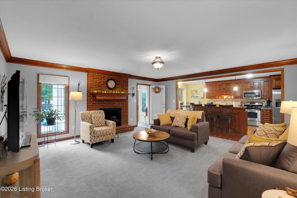 Photo of 8301 Red Stone Hill Rd, Louisville, KY 40214 (MLS # 1718514)
