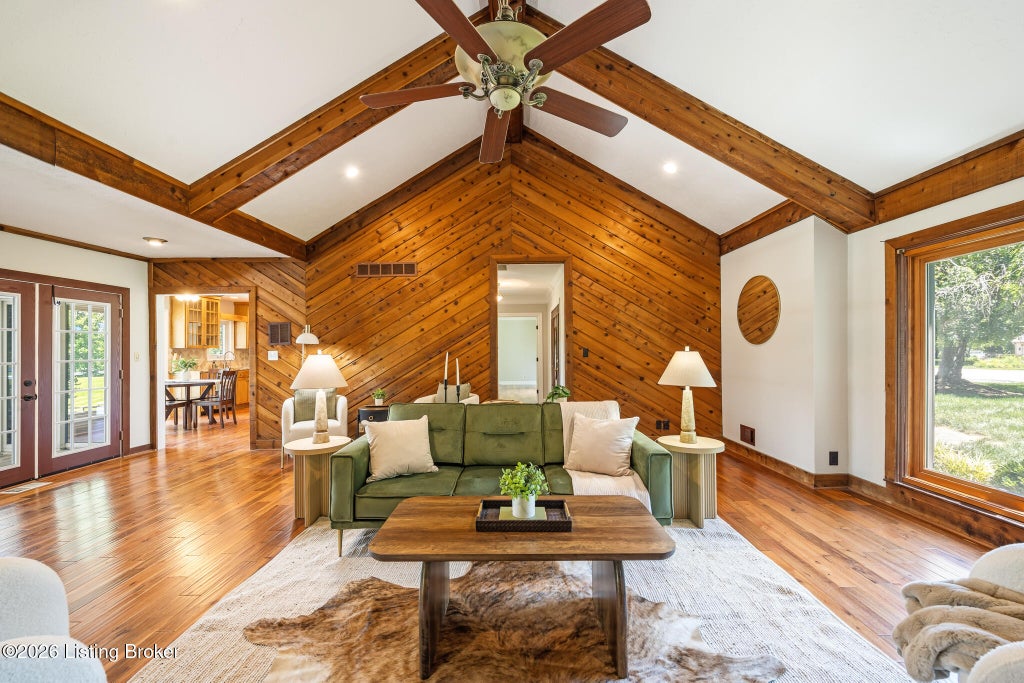 Photo of 13708 Mockingbird Dr, Prospect, KY 40059 (MLS # 1719568)