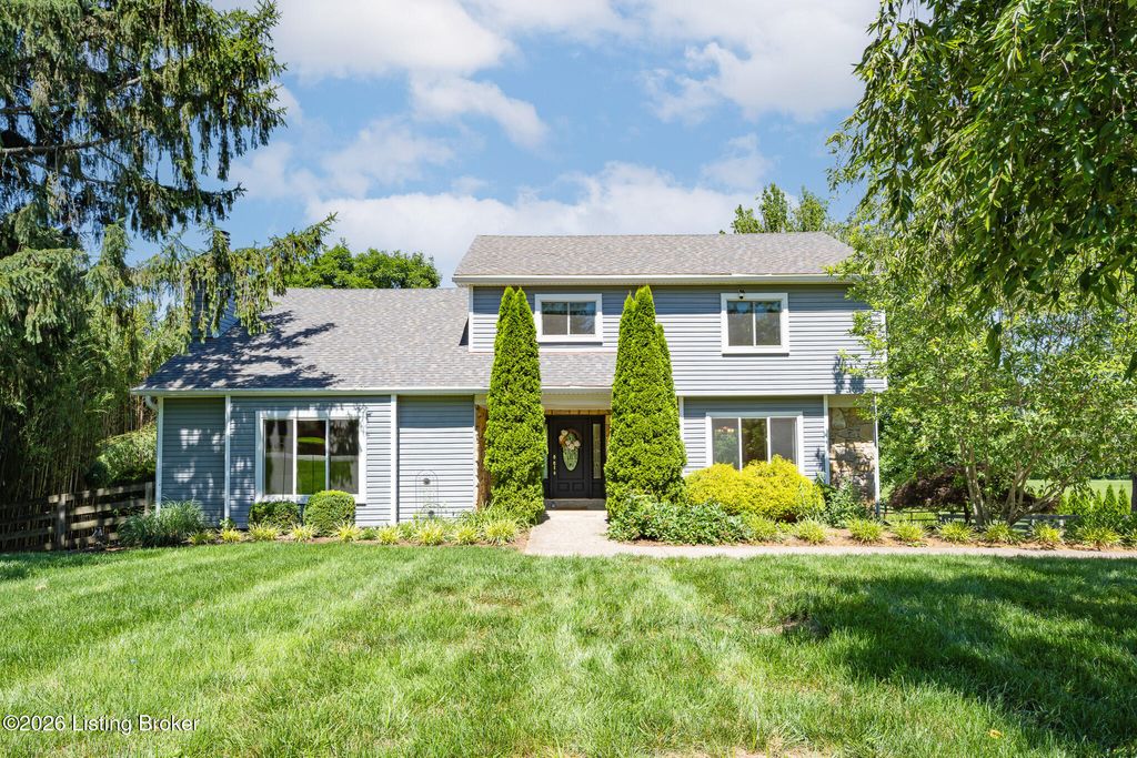 Photo of 13708 Mockingbird Dr, Prospect, KY 40059 (MLS # 1719568)
