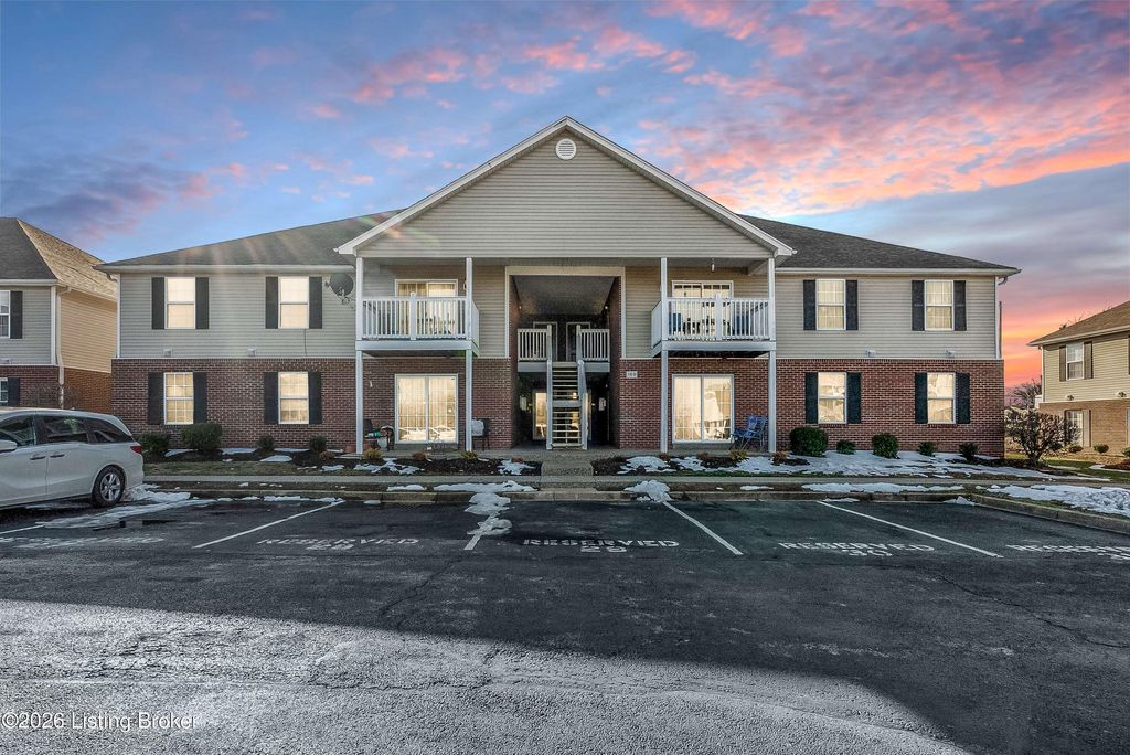 Photo of 169 Central Blvd, Mt Washington, KY 40047 (MLS # 1717264)