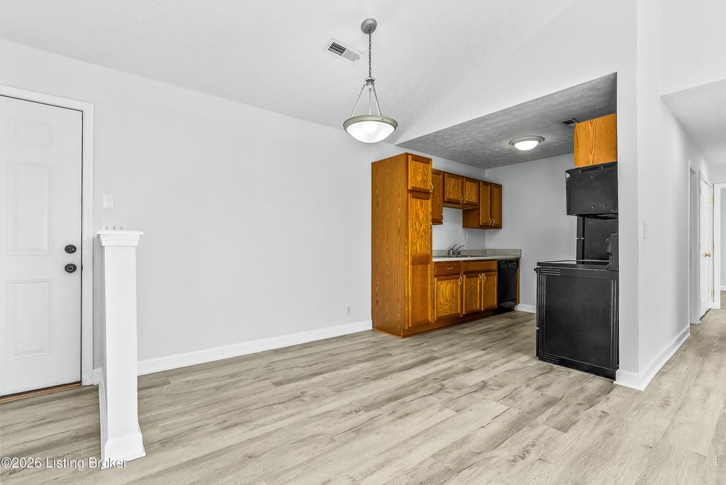 Photo of 169 Central Blvd, Mt Washington, KY 40047 (MLS # 1717264)