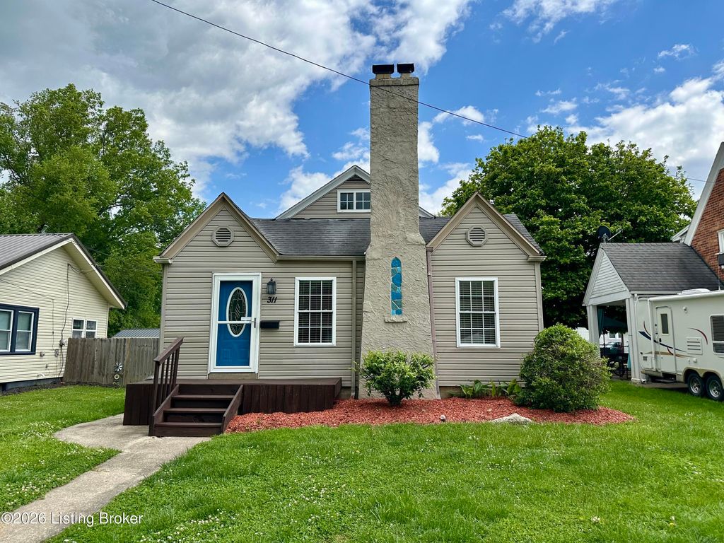 Photo of 311 9th St, Carrollton, KY 41008 (MLS # 1716096)