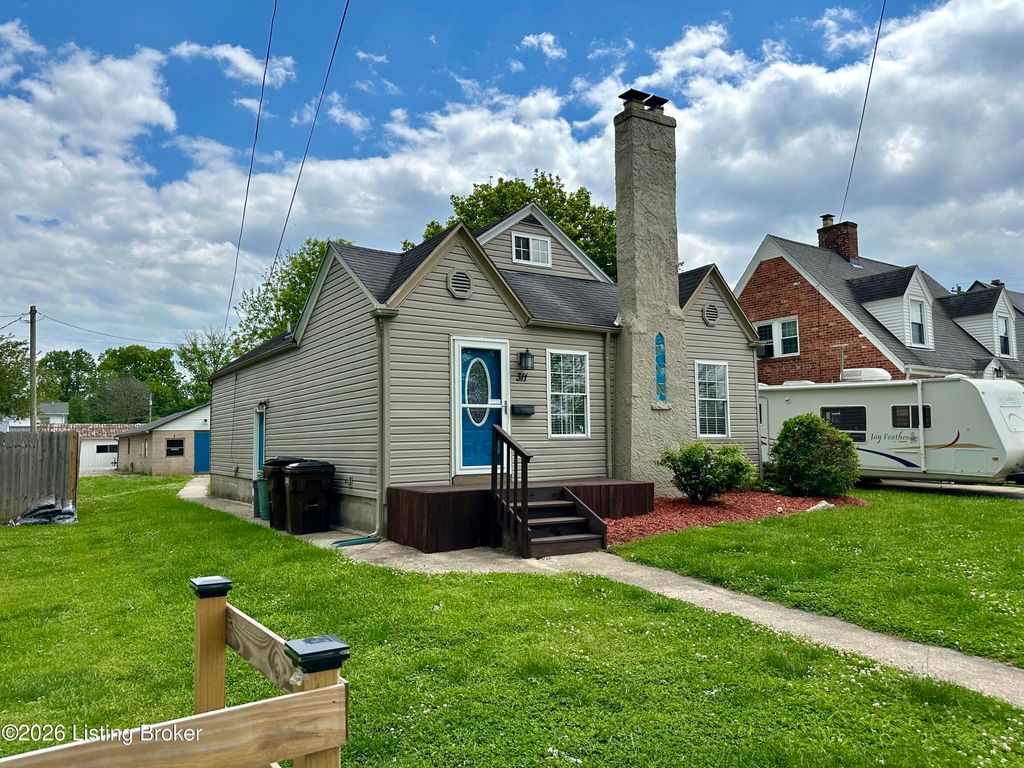 Photo of 311 9th St, Carrollton, KY 41008 (MLS # 1716096)
