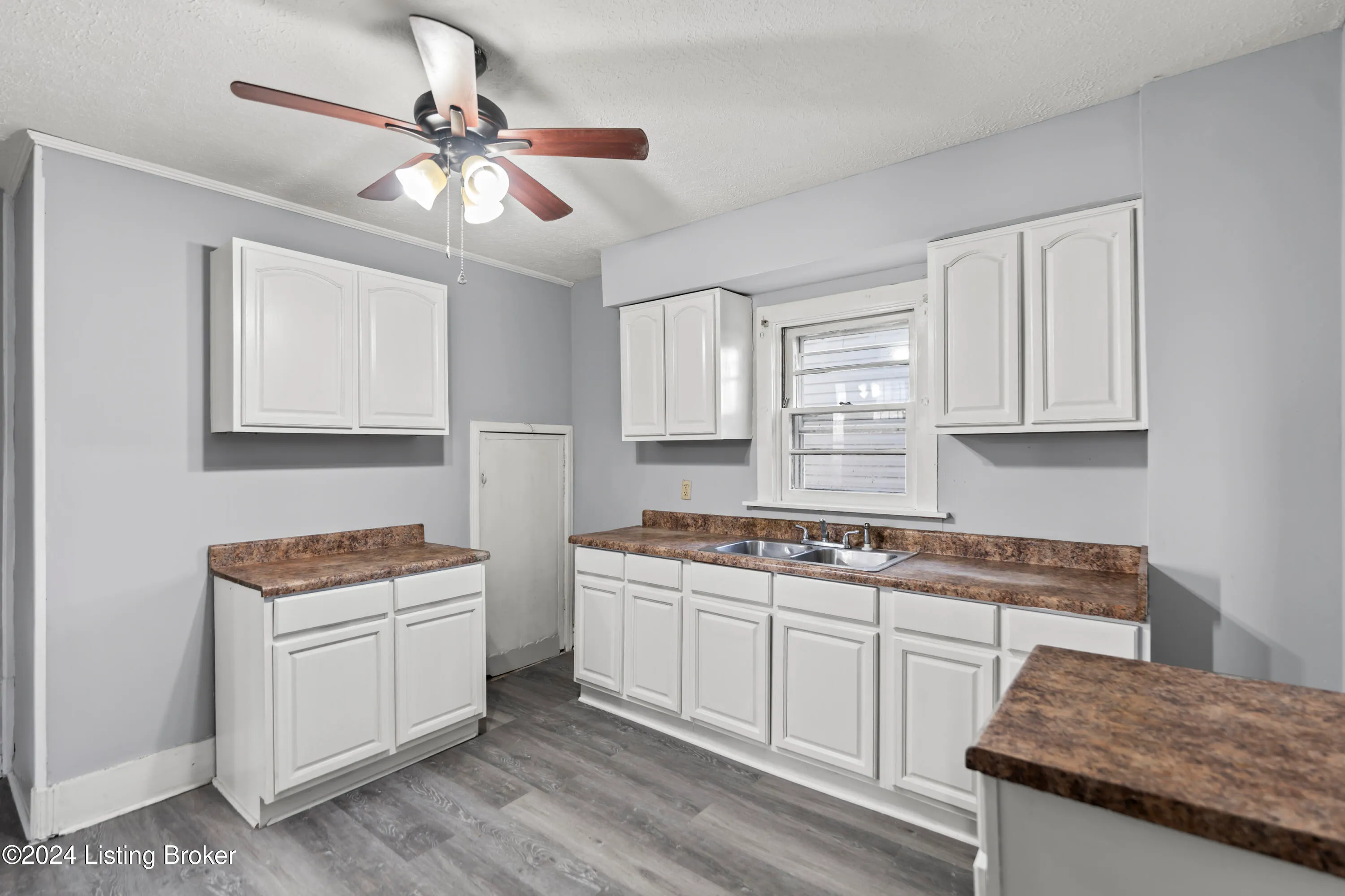 Louisville, Kentucky 40211, United States, 1 Bedroom Bedrooms, ,1 BathroomBathrooms,Residential,Active,108851